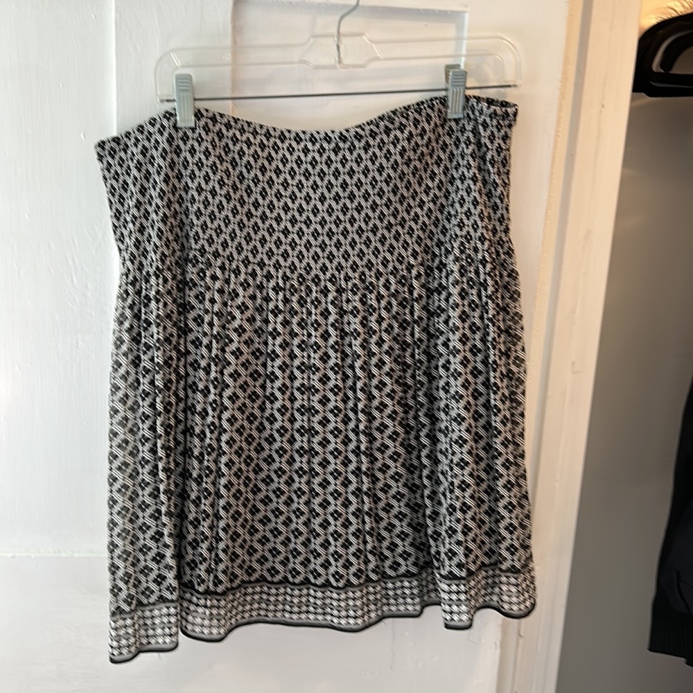 Max Studio Flowy Skirt Size XL